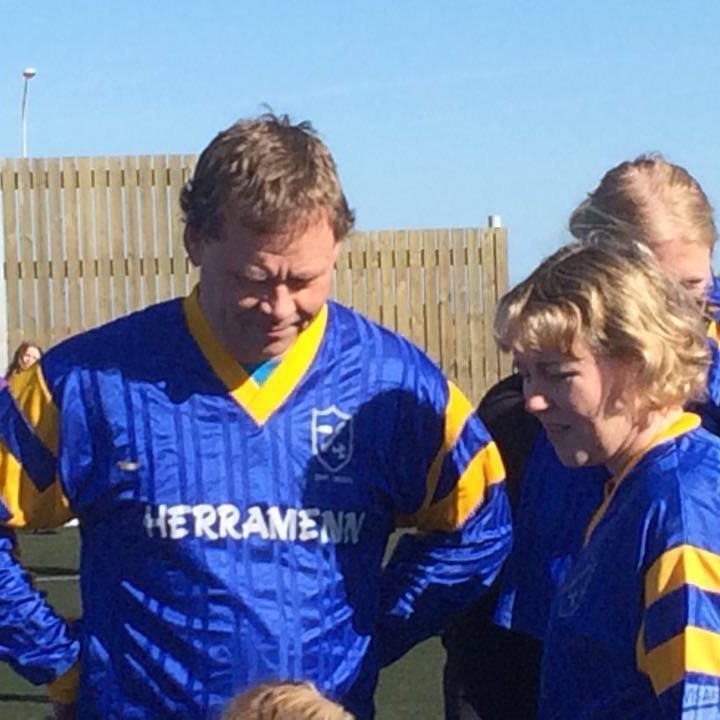 13228103_10207798910105067_1623425340_n