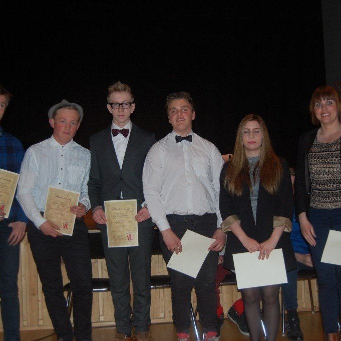 f.v. Guðmundur Elí, Skarphéðinn, Reynir Freyr, Ófeigur Númi, Ólöf Birna og Inga Jóna íþróttakennari.