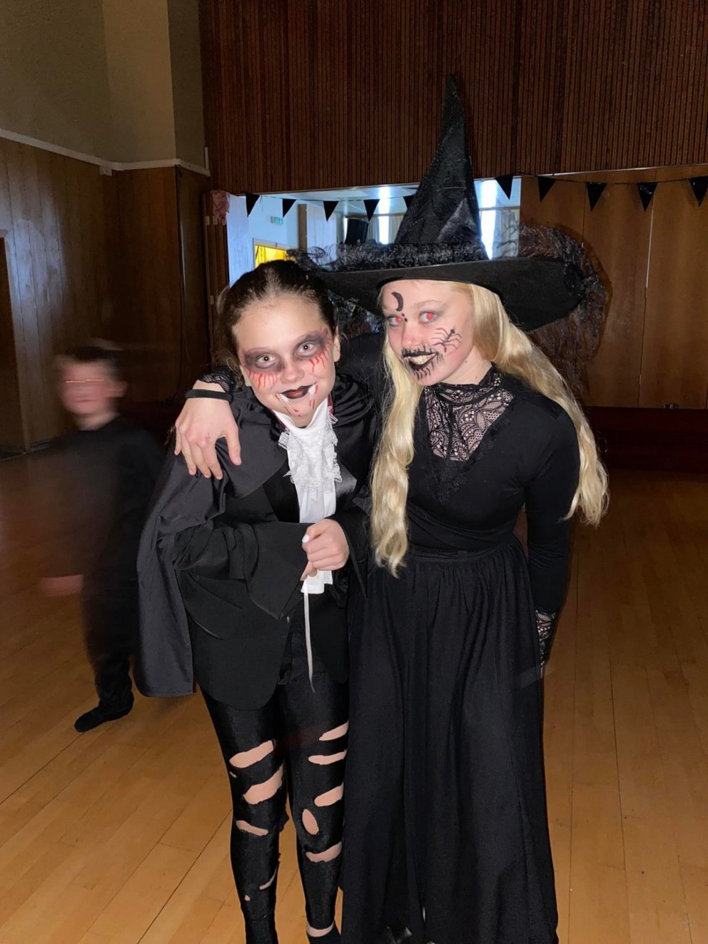 Dúndurstuð á Halloweenballi