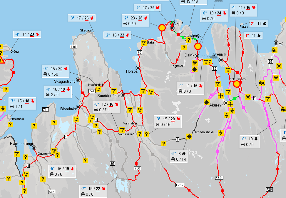 Skólahald fellur niður