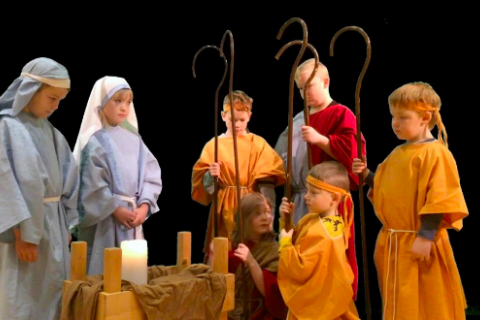 Hressileg jólastemning hjá þeim yngstu