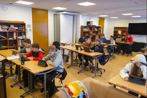 Og það var stúlka......